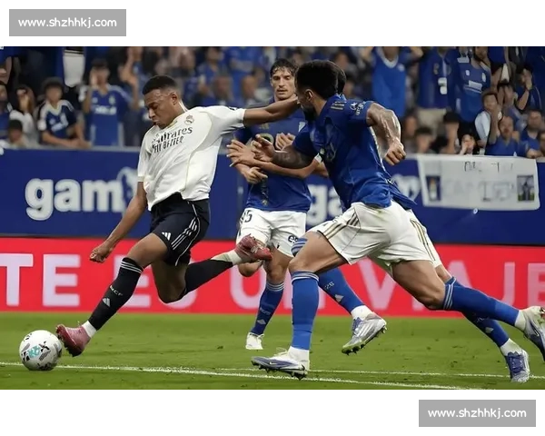 足球比赛全场攻防博弈与战术较量精彩回顾解析深度剖析与关键瞬间盘点 - 副本 (4) - 副本 - 副本 - 副本