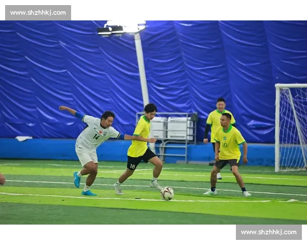 精彩瞬间再现 足球比赛全程回放带你重温每个进球与精彩瞬间