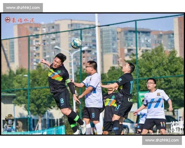 《畅玩足球竞赛体验，尽享手机版最新足球赛事挑战与激情》