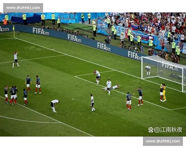 最新足球赛况：欧洲杯预选赛激战正酣 各大强队争夺晋级名额 - 副本 - 副本